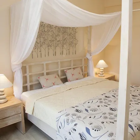 Aparthotel Troulakis