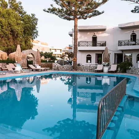 Aparthotel Troulakis Agia Marina (Crete)
