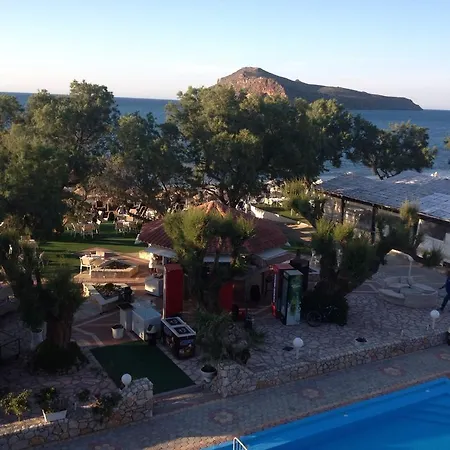 Aparthotel Troulakis