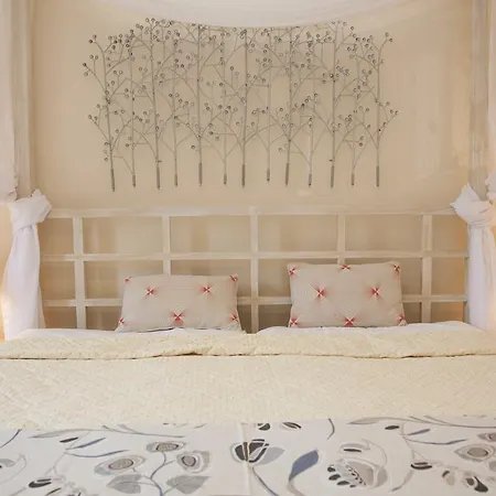 Aparthotel Troulakis Agia Marina (Crete)