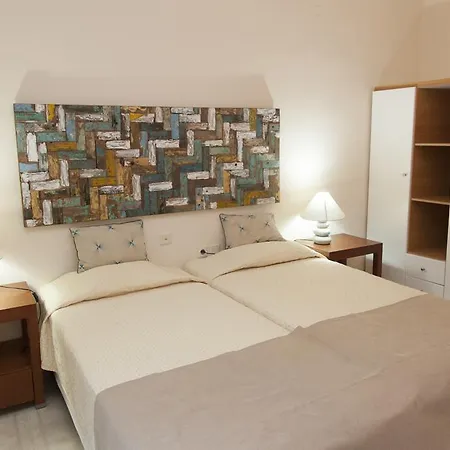 Aparthotel Troulakis